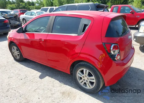 2013 Chevrolet Sonic Lt Auto из США, поврежденный, VIN 1G1JC6SH1D4100617